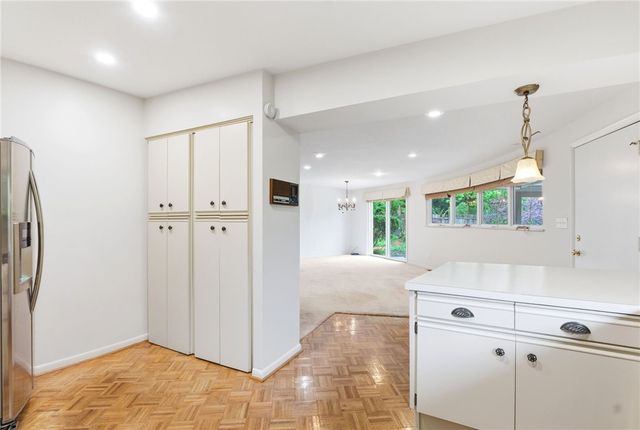 2501 Parklawn Drive, Kettering, OH 45440