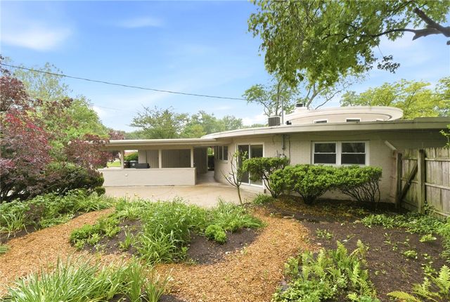 2501 Parklawn Drive, Kettering, OH 45440