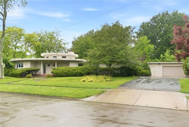 2501 Parklawn Drive, Kettering, OH 45440