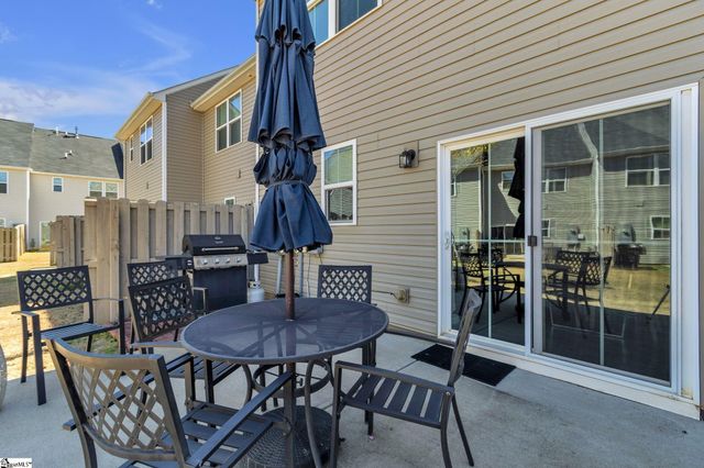 212 Clearwood Drive, Simpsonville, SC 29681