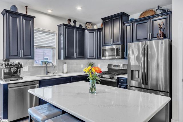 212 Clearwood Drive, Simpsonville, SC 29681