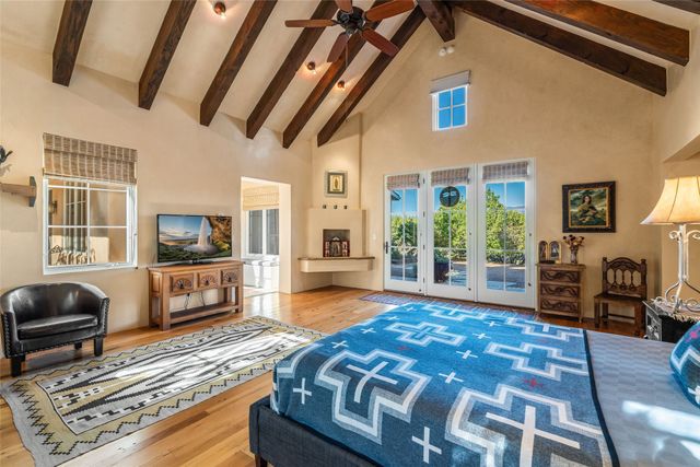 107 Paseo del Conejo, Santa Fe, NM 87506