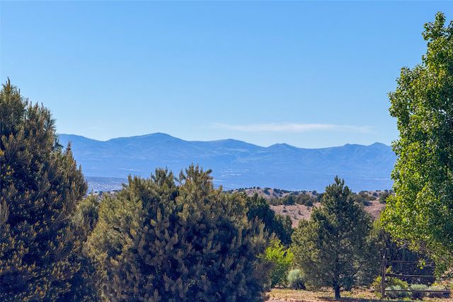 107 Paseo del Conejo, Santa Fe, NM 87506