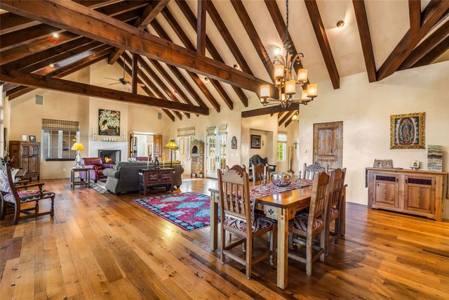 107 Paseo del Conejo, Santa Fe, NM 87506