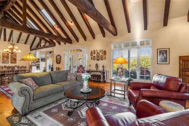107 Paseo del Conejo, Santa Fe, NM 87506