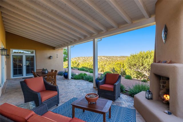 107 Paseo del Conejo, Santa Fe, NM 87506