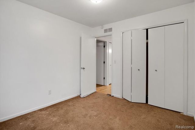 23650 Cottrell Street 18, Clinton Township, MI 48035