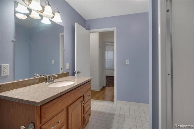 23650 Cottrell Street 18, Clinton Township, MI 48035