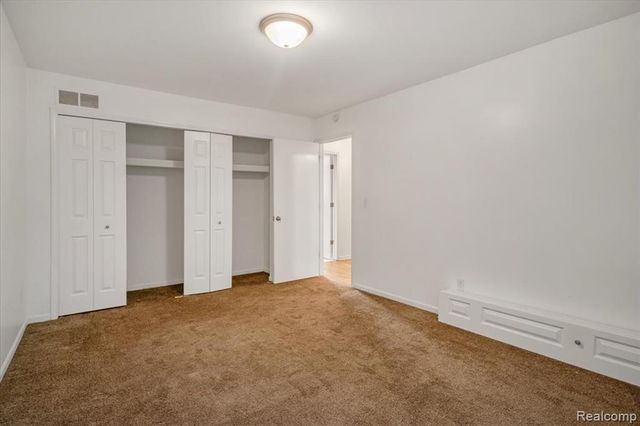 23650 Cottrell Street 18, Clinton Township, MI 48035