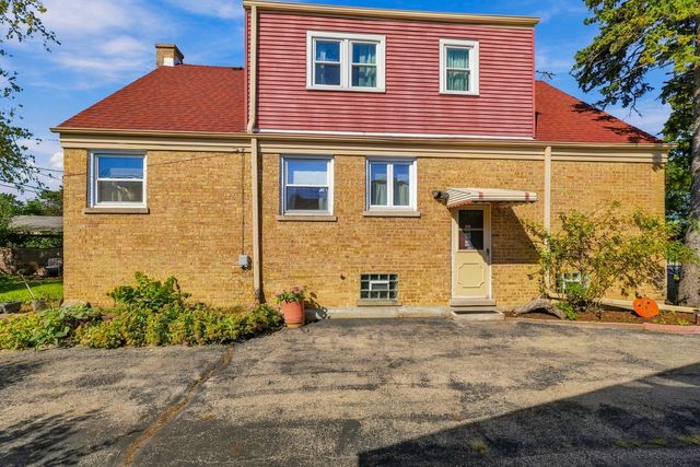 2916 S 9th Avenue, Broadview, IL 60155