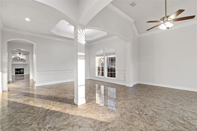 2607 Sunrise Harbor Lane, Pearland, TX 77584