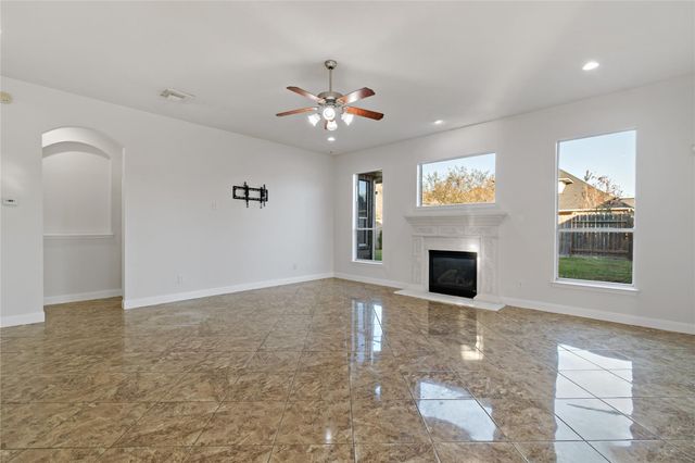 2607 Sunrise Harbor Lane, Pearland, TX 77584