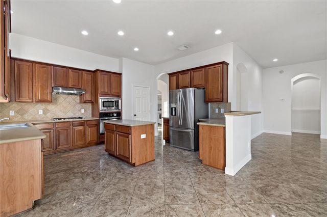 2607 Sunrise Harbor Lane, Pearland, TX 77584