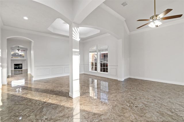 2607 Sunrise Harbor Lane, Pearland, TX 77584