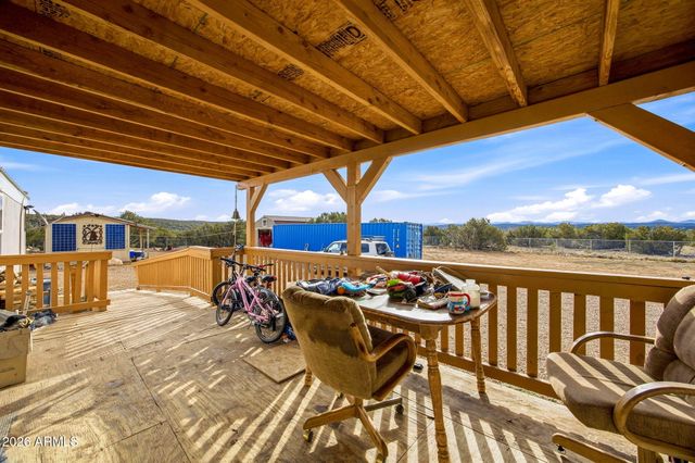 690 STANFORD Drive, Concho, AZ 85924