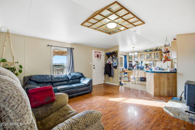 690 STANFORD Drive, Concho, AZ 85924