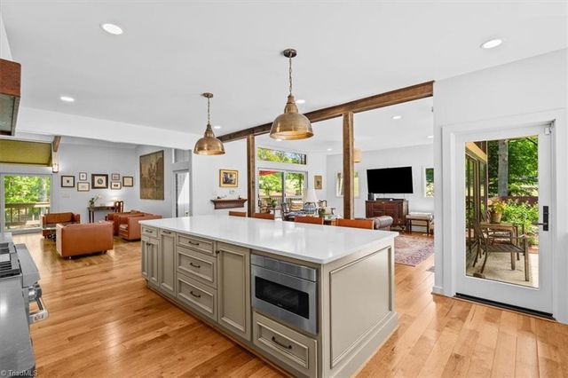 1 Chowan Road, Greensboro, NC 27407