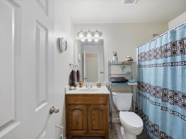 2209 Wells Fargo Court, Bridgeport, TX 76426