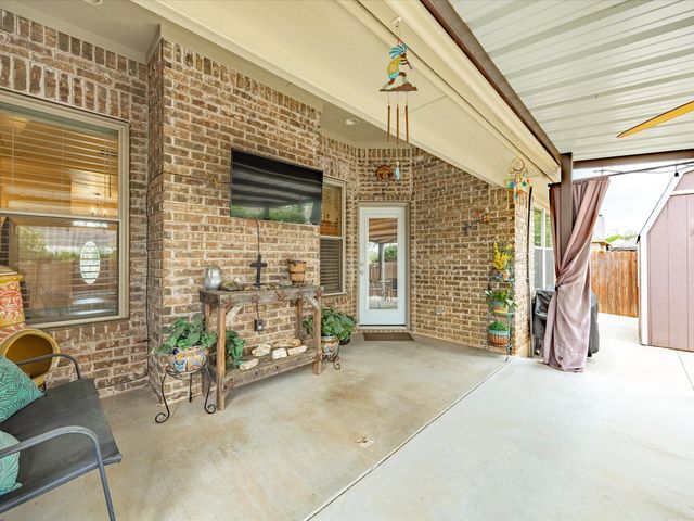 2209 Wells Fargo Court, Bridgeport, TX 76426