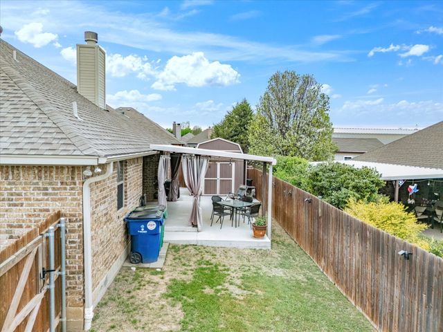 2209 Wells Fargo Court, Bridgeport, TX 76426