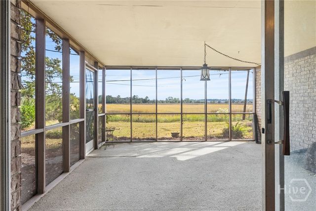 723 Dyches Drive, Savannah, GA 31406