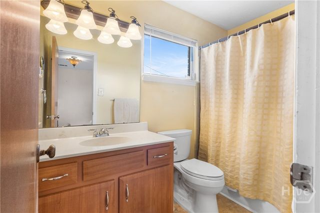 723 Dyches Drive, Savannah, GA 31406