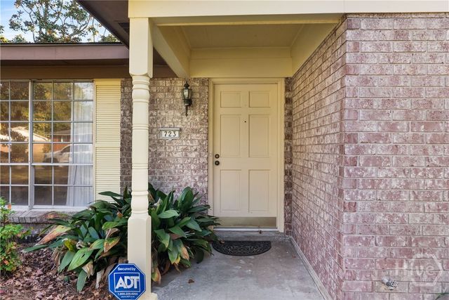 723 Dyches Drive, Savannah, GA 31406
