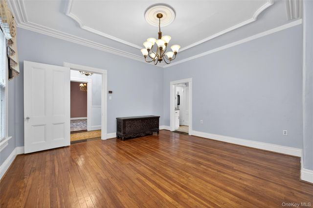 863 Woodbury Road, Woodbury, NY 11797