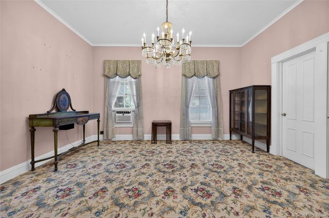 863 Woodbury Road, Woodbury, NY 11797