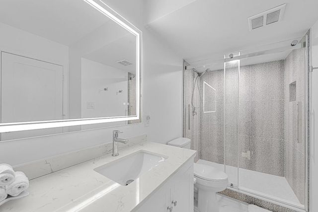 5380 N Ocean Drive 8c, Singer Island, FL 33404