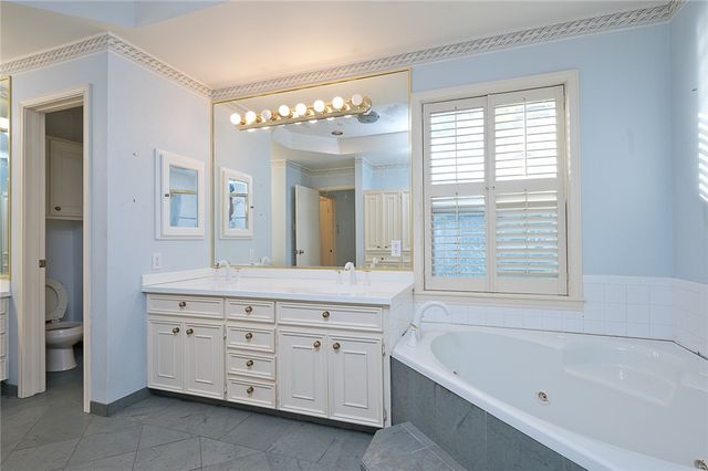 415 Center Dr, Corpus Christi, TX 78411