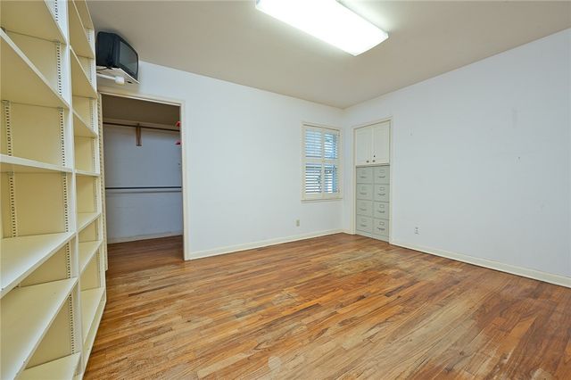 415 Center Dr, Corpus Christi, TX 78411