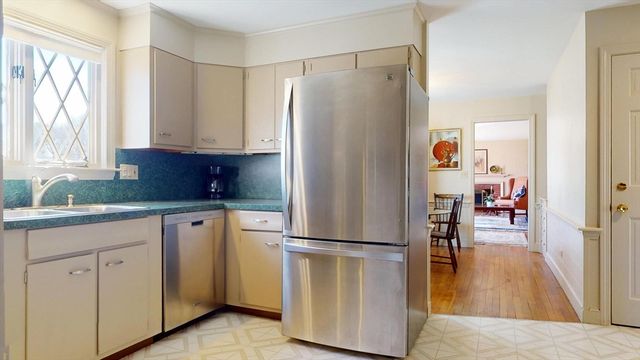 155 Witchwood Rd, Yarmouth, MA 02664