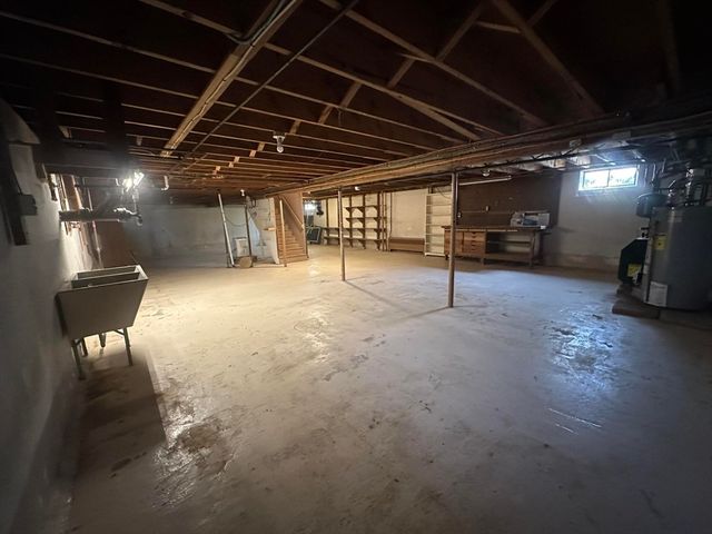 155 Witchwood Rd, Yarmouth, MA 02664