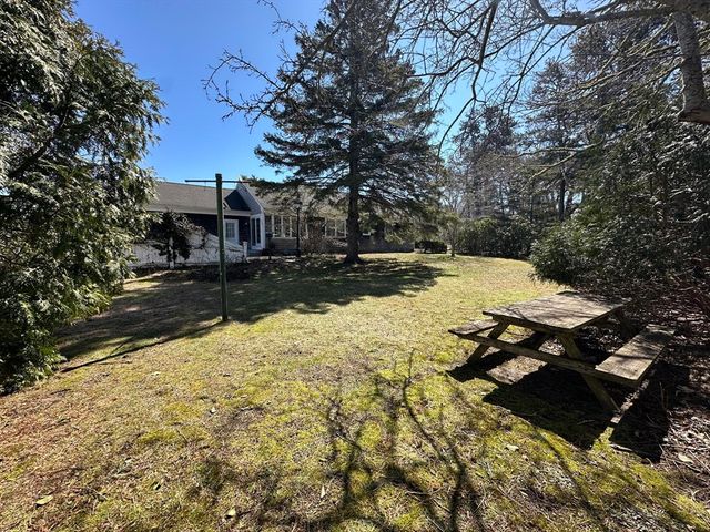 155 Witchwood Rd, Yarmouth, MA 02664