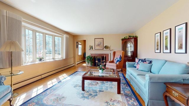 155 Witchwood Rd, Yarmouth, MA 02664