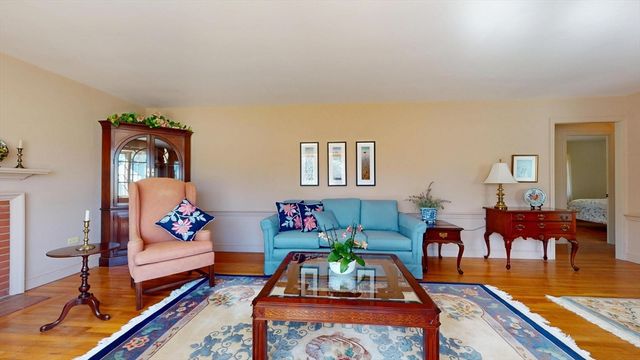 155 Witchwood Rd, Yarmouth, MA 02664