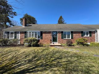 155 Witchwood Rd, Yarmouth, MA 02664