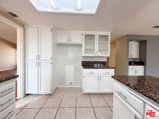 3164 Gingerwood Lane, Lancaster, CA 93536