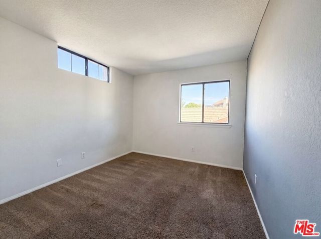 3164 Gingerwood Lane, Lancaster, CA 93536