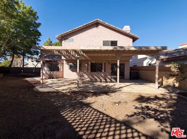 3164 Gingerwood Lane, Lancaster, CA 93536