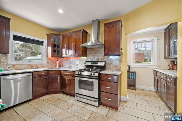 389 Colfax Avenue, Clifton, NJ 07013