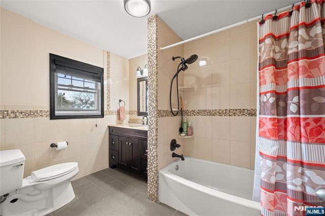 389 Colfax Avenue, Clifton, NJ 07013