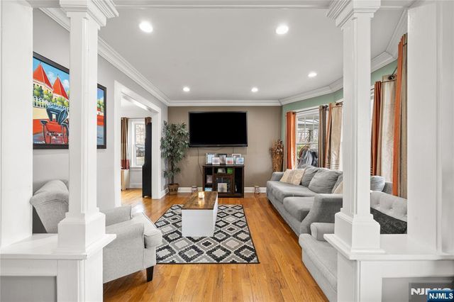 389 Colfax Avenue, Clifton, NJ 07013