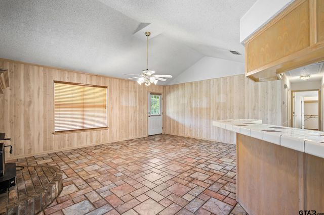 1875 FM 3056, Hawkins, TX 75765