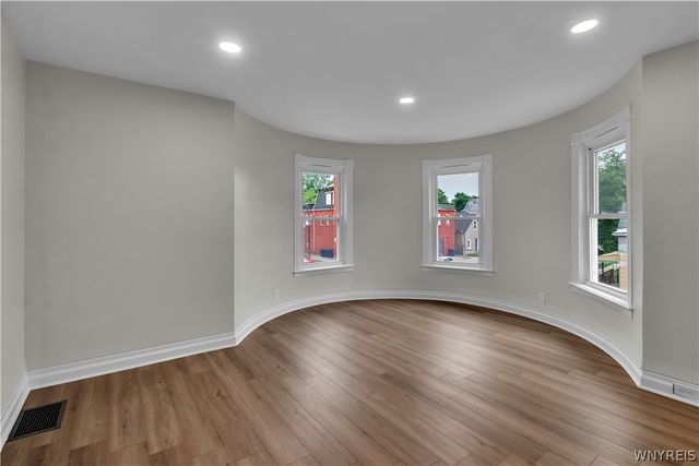 364 Potomac Avenue, Buffalo, NY 14213
