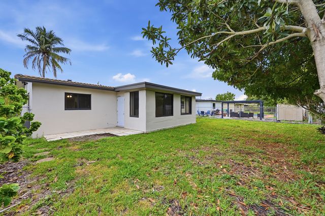 2141 NW 73rd Avenue, Sunrise, FL 33313