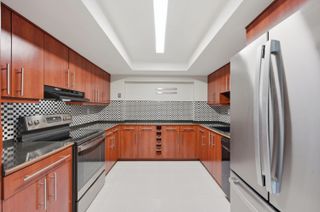 2141 NW 73rd Avenue, Sunrise, FL 33313