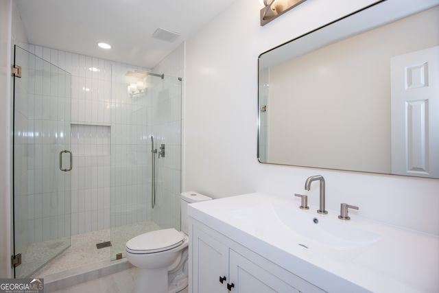 3960 Rocmar Drive, Snellville, GA 30039