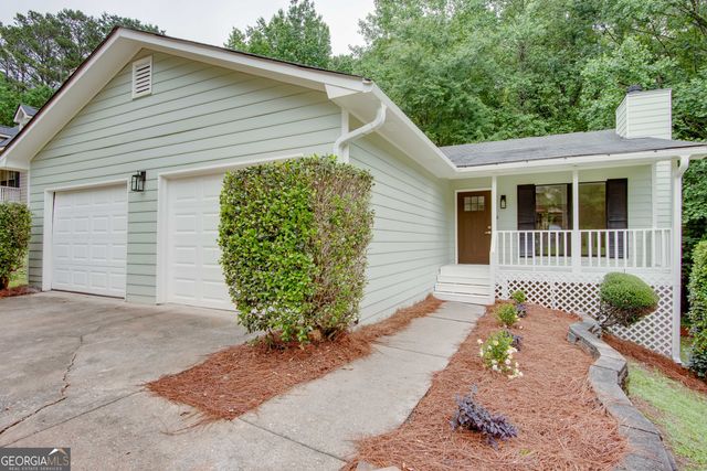 3960 Rocmar Drive, Snellville, GA 30039